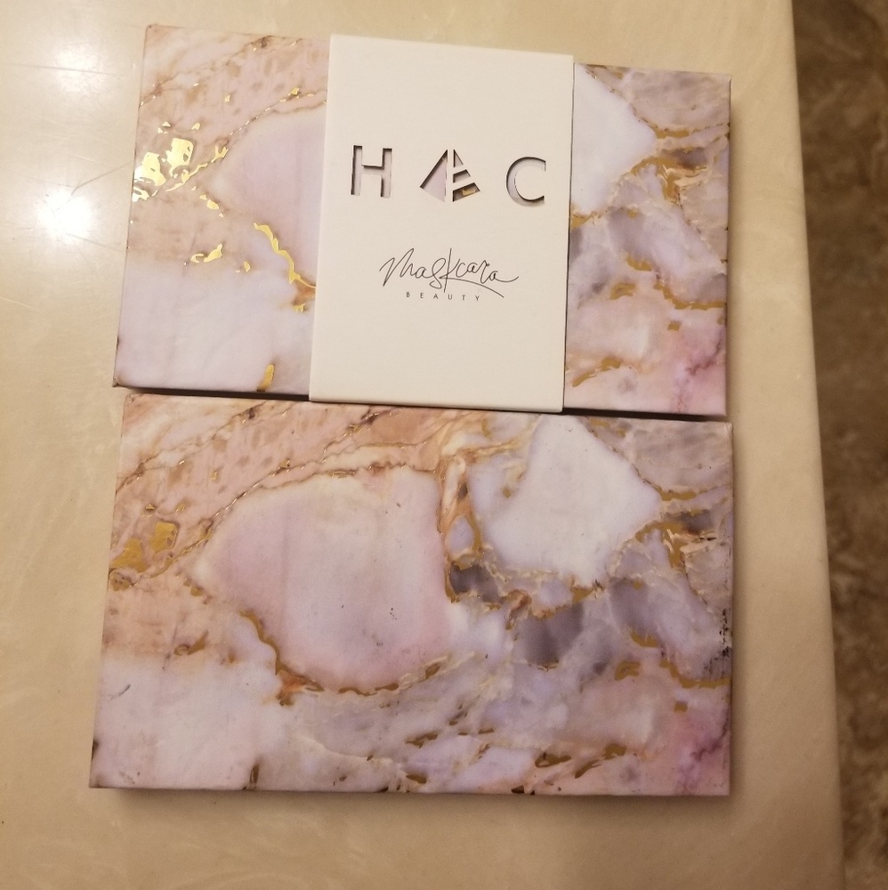 2 Maskcara matble Quad HAC compact